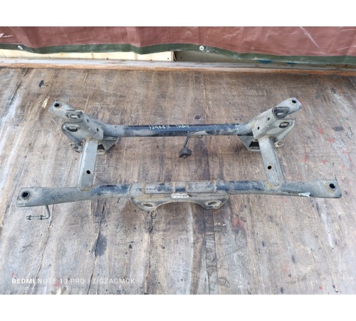 Подрамник задний