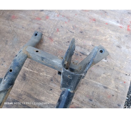 Подрамник задний