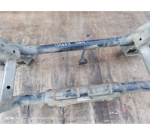 Подрамник задний