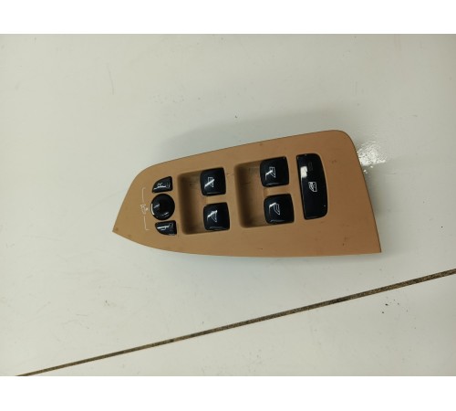 Блок управления стеклоподъемниками передний левый