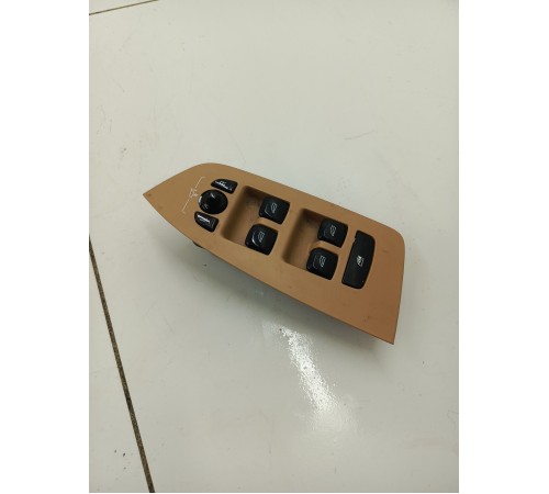 Блок управления стеклоподъемниками передний левый