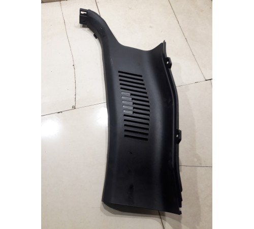 Накладка (пластик) салона задняя левая