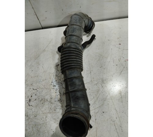 Патрубок воздушного фильтра