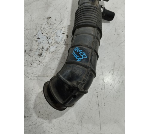 Патрубок воздушного фильтра