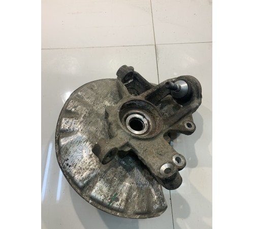 Кулак поворотный (задний, правый)