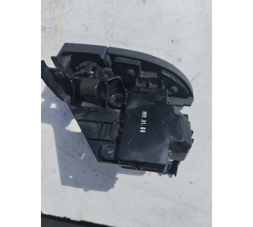 Кронштейн (крепление) бардачка