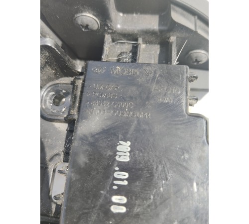 Кронштейн (крепление) бардачка