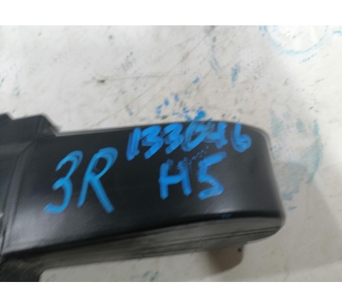 Ограничитель двери задний правый