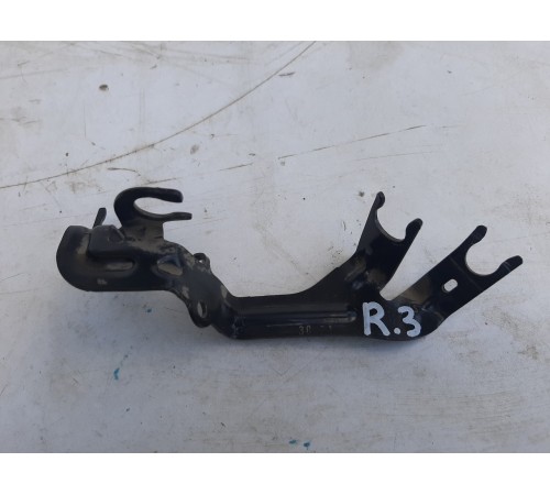 Кронштейн(крепление) тормозного шланга задний правый