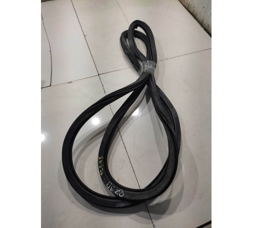 Уплотнитель двери (задний, правый)