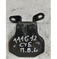 Петля двери(передняя левая верхняя)