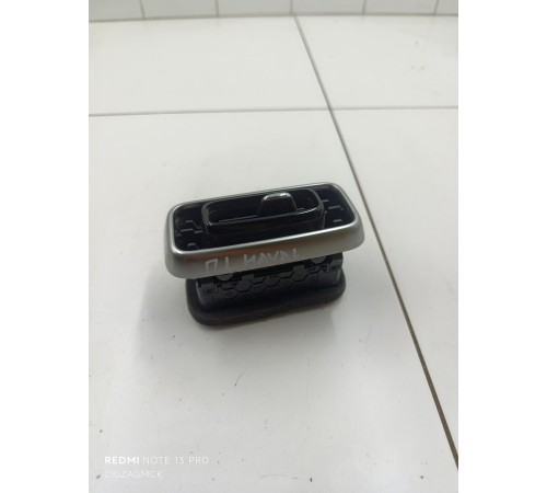 Воздушный дефлектор передний 