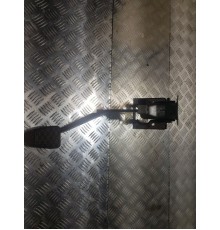 Педаль тормоза