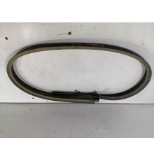 Уплотнитель порога правый