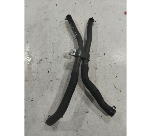 Патрубок системы охлаждения