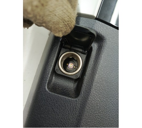 Накладка центральной консоли задняя