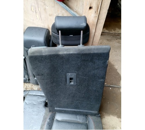 Задний ряд сидений