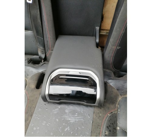 Задний ряд сидений