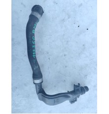 Патрубок системы охлаждения с сапуном