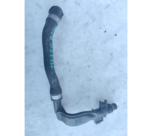 Патрубок системы охлаждения с сапуном