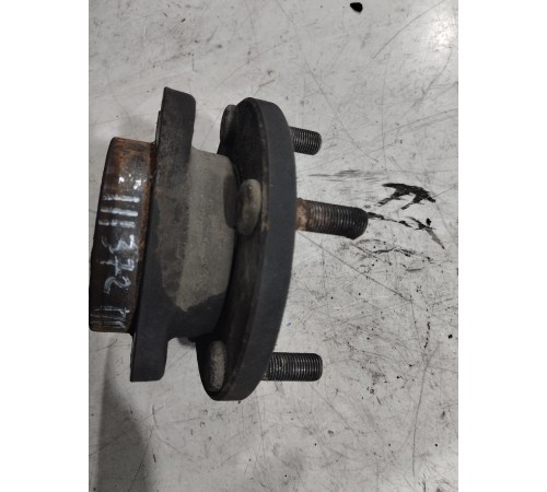 Ступица передняя правая