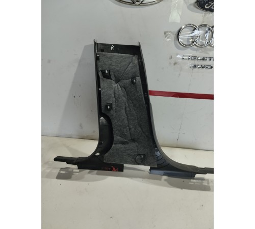 Обшивка центральной стойки(правая нижняя)