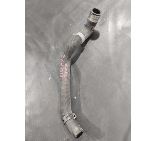 Патрубок системы охлаждения