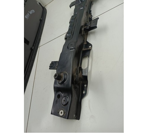 Кронштейн радиатора верхний