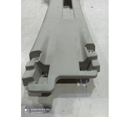 Обшивка центральной стойки(правая верхняя)