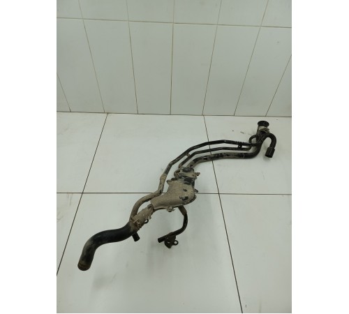 Горловина топливного бака