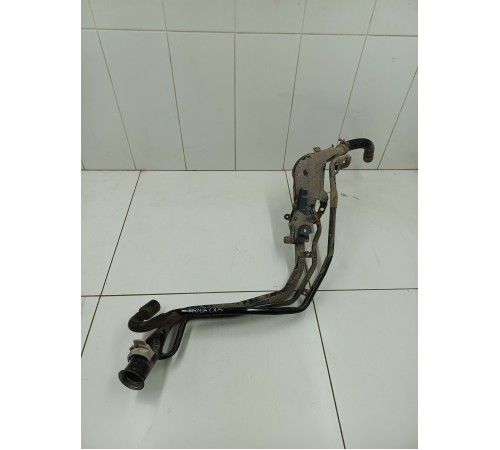 Горловина топливного бака