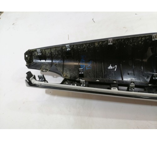 Накладка торпедо декоративная