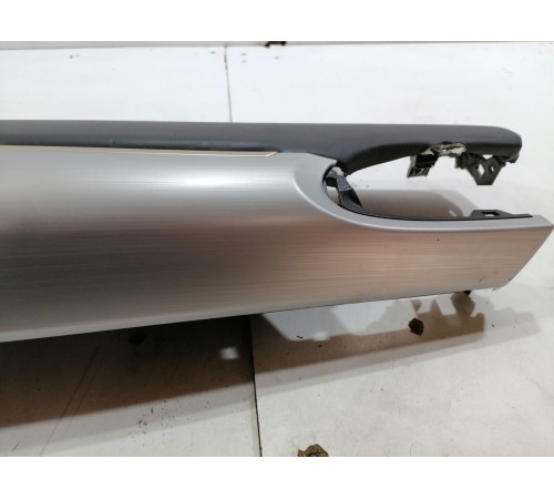 Накладка торпедо декоративная