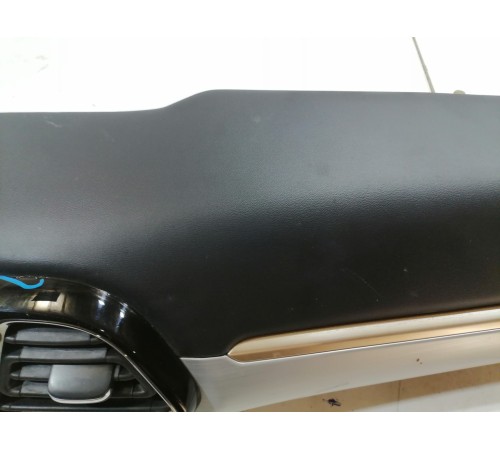 Накладка торпедо декоративная