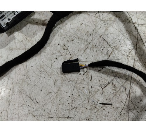 Электропроводка двери задняя левая