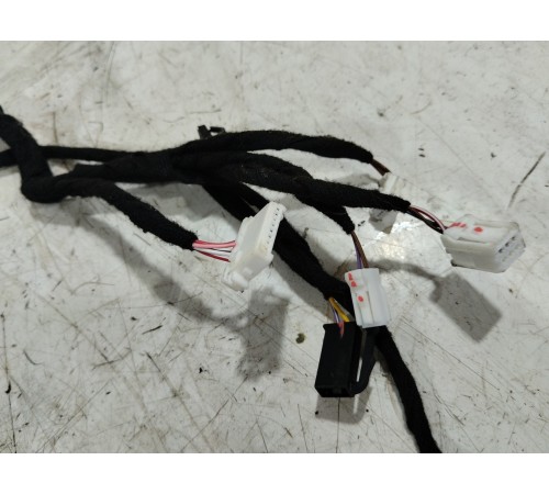 Электропроводка двери задняя левая