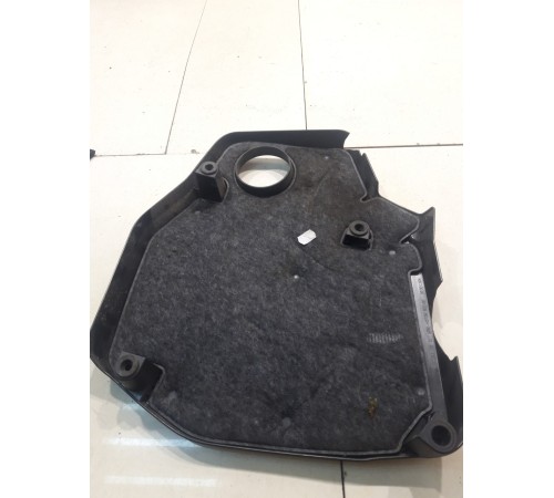 Декоративная крышка двигателя