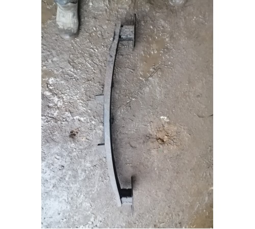 Усилитель бампера передний