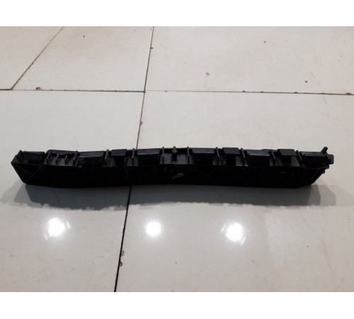 Кронштейн заднего бампера (левый)