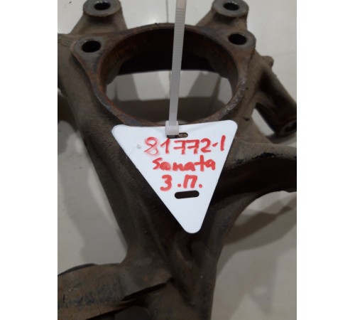 Кулак поворотный(задний правый)