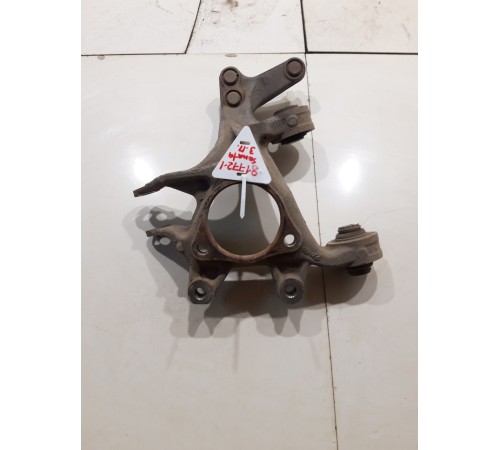 Кулак поворотный(задний правый)