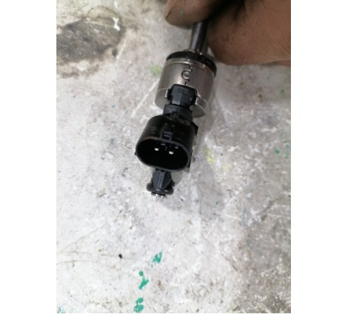 Форсунка топливная моновпрыска двигателя электрическая