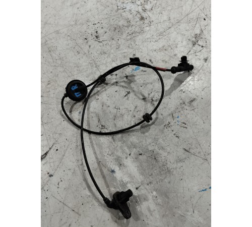 Датчик ABS  передний правый