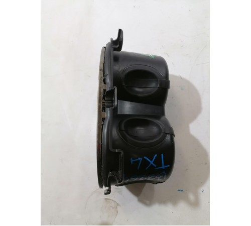 Накладка центральной консоли подстаканник