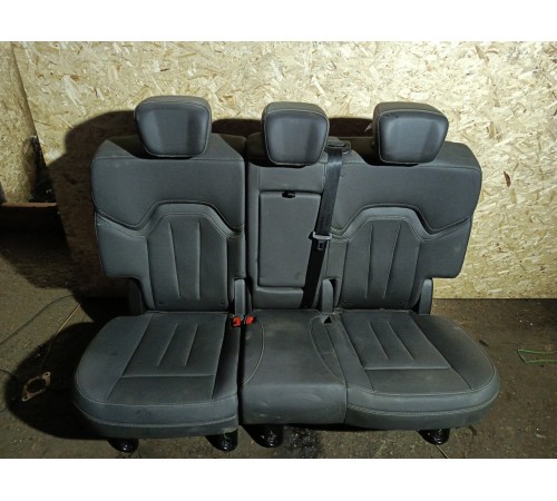 Сиденье задний ряд