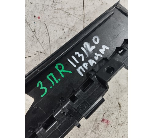 Накладка двери задняя правая