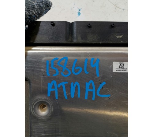 Блок управления двигателем