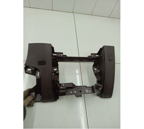 Накладка торпедо правая нижняя