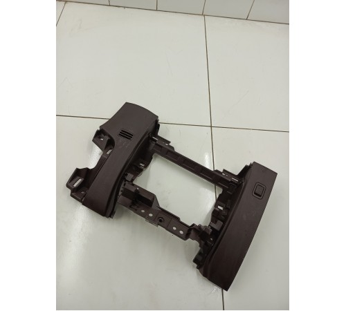 Накладка торпедо правая нижняя