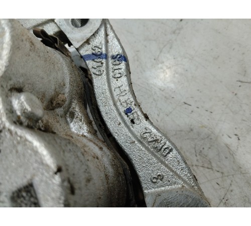 Суппорт тормозной передний правый